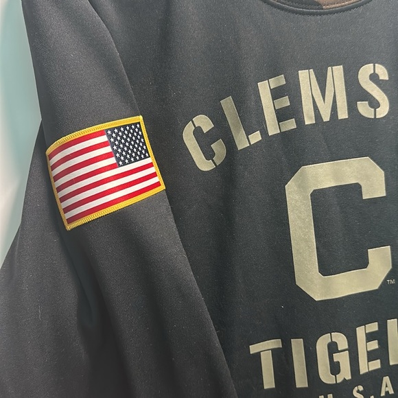 Clemson Sweatshirt - Picture 4 of 6